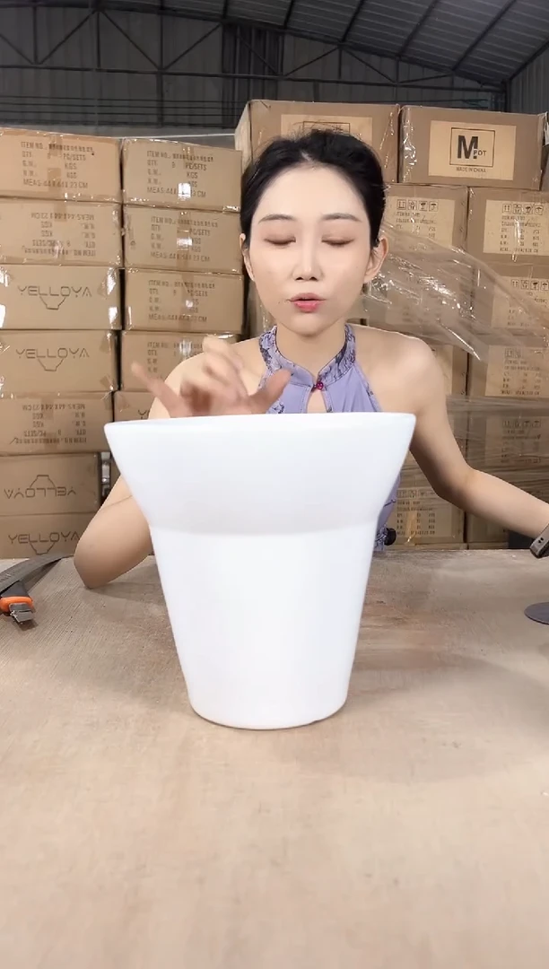 喇叭白色大号22x21
