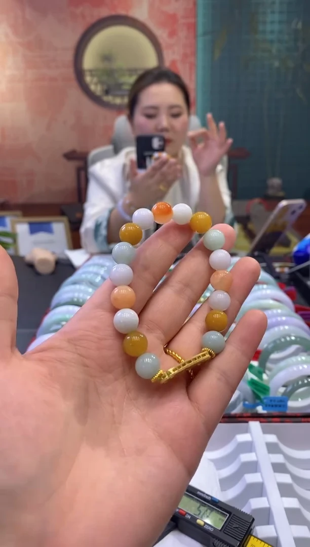 【闪购商品】翡翠手串未镶嵌0008526/多样性发货