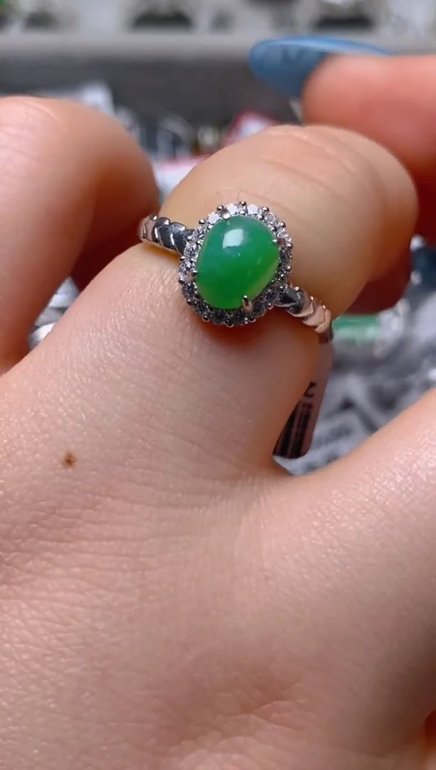 银S925镶嵌戒指翡翠百内无证书