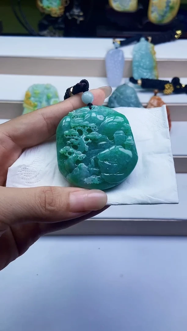 颈饰未镶嵌翡翠翡翠A货