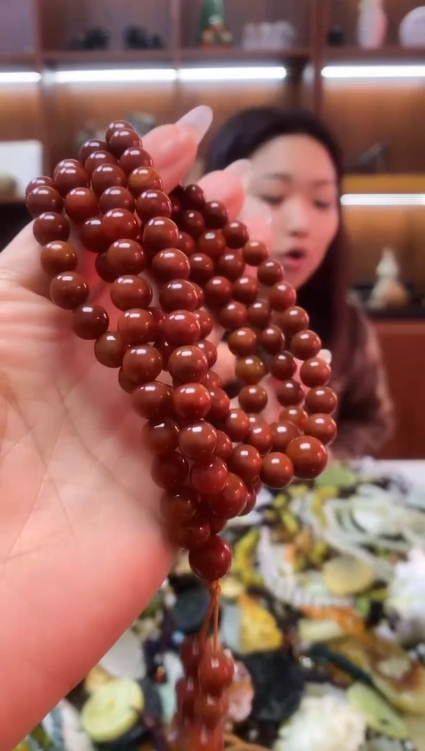 未镶嵌蛇纹石玉手链