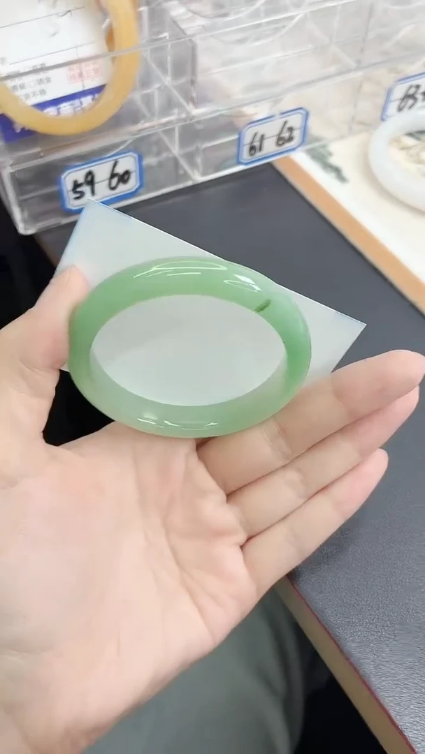 石英质玉手镯未镶嵌224/54.3