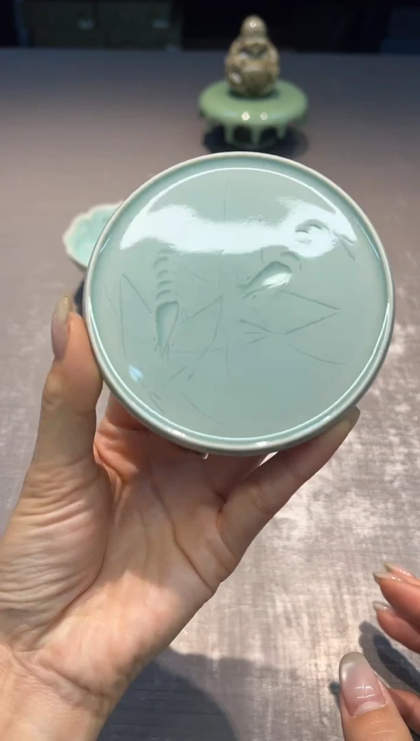 【闪购商品】茶盏范妙婕 粉青 虾趣盖置