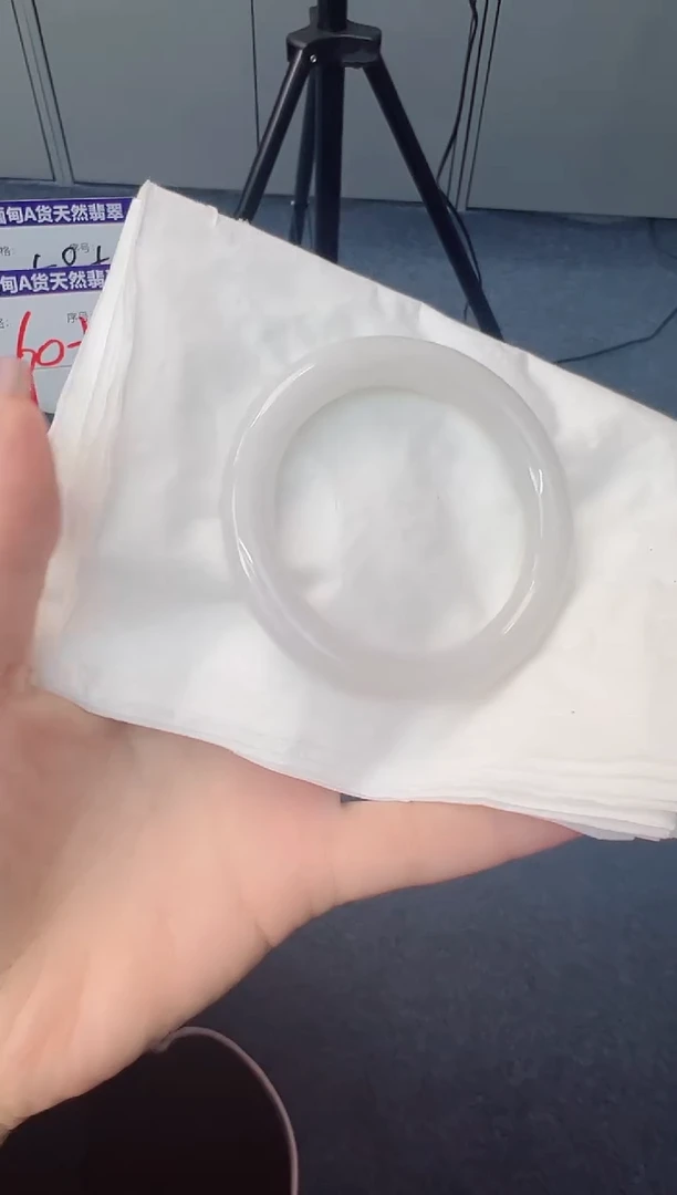 未镶嵌手镯翡翠天然缅甸A货手镯