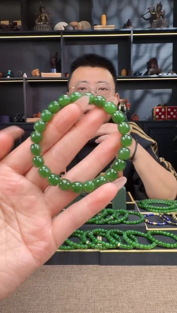 【闪购商品】和田玉1未镶嵌9mm碧玉手串