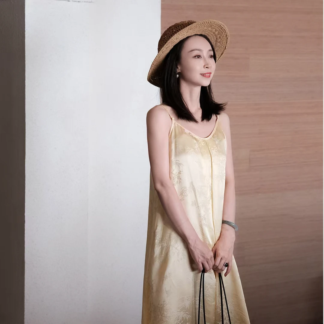 盛唐牡丹提花真丝缎竹鸟纹百搭吊带裙（不支持七天无理由）