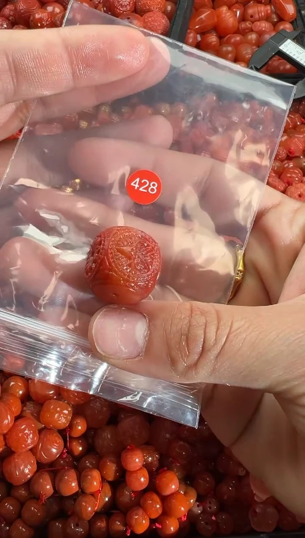【闪购商品】南红玛瑙颈饰未镶嵌1