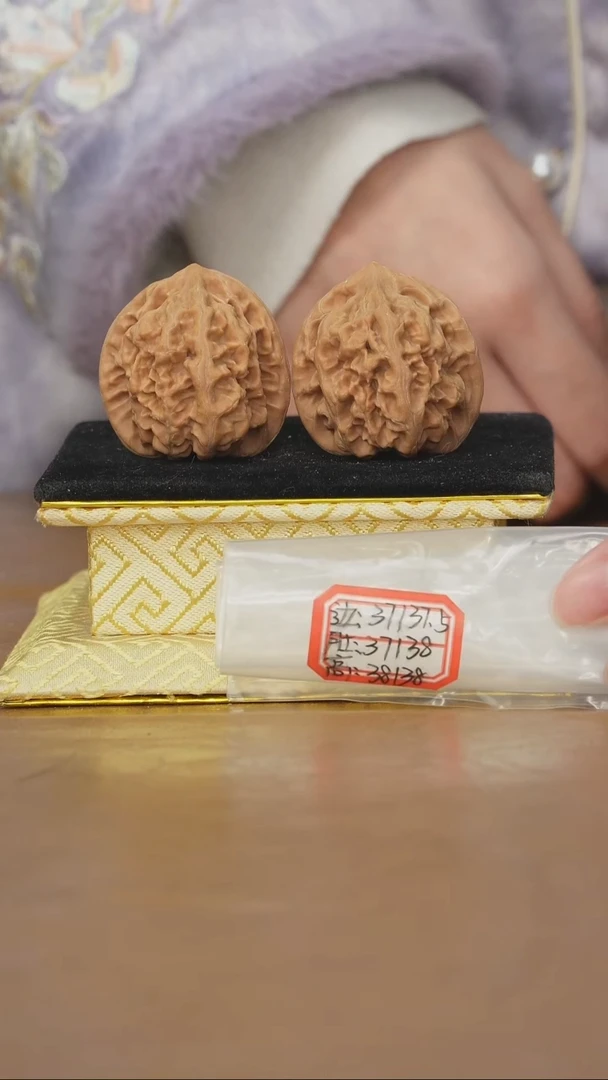 把件文玩核桃马蹄