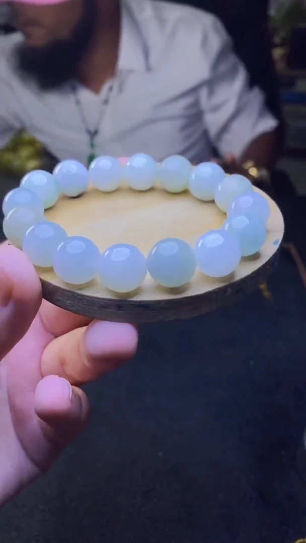 定制翡翠未镶嵌天然缅甸A货翡翠，多样性发货，拍一发一