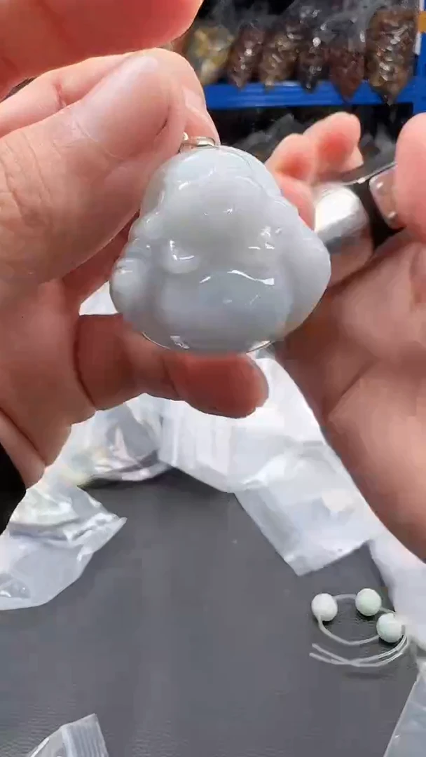 翡翠未镶嵌颈饰024