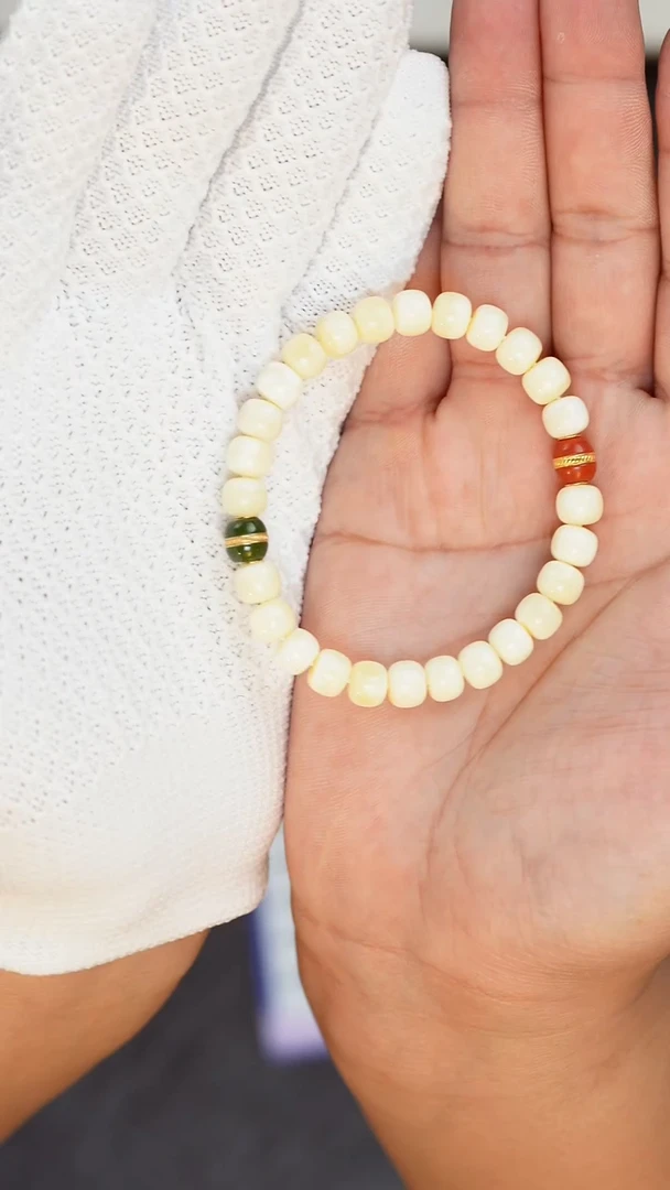 【闪购商品】蜜蜡裸石未镶嵌蜜蜡手串