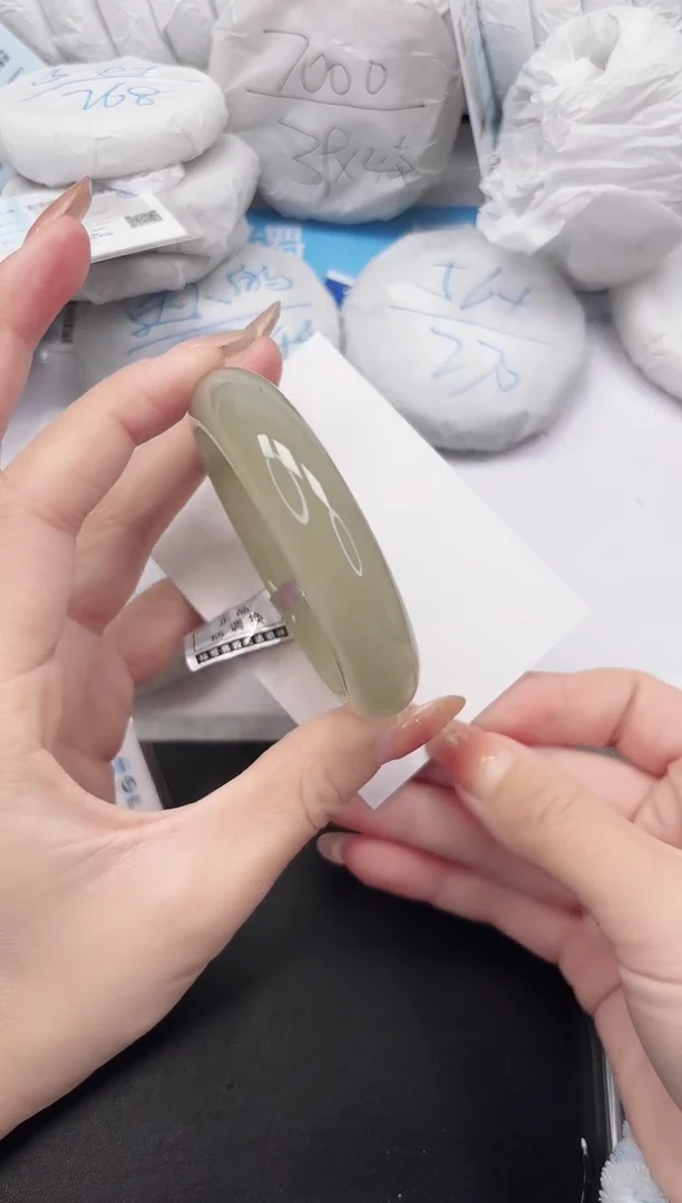 未镶嵌手镯石英质玉60-58.3DKDK