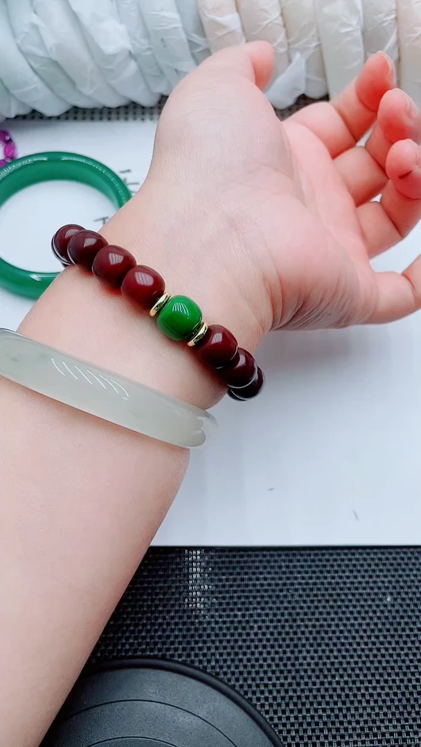 【闪购商品】石英质玉手镯未镶嵌C32-手串