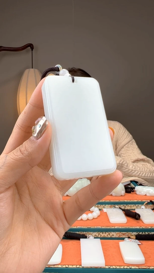 【闪购商品】和田玉颈饰未镶嵌1