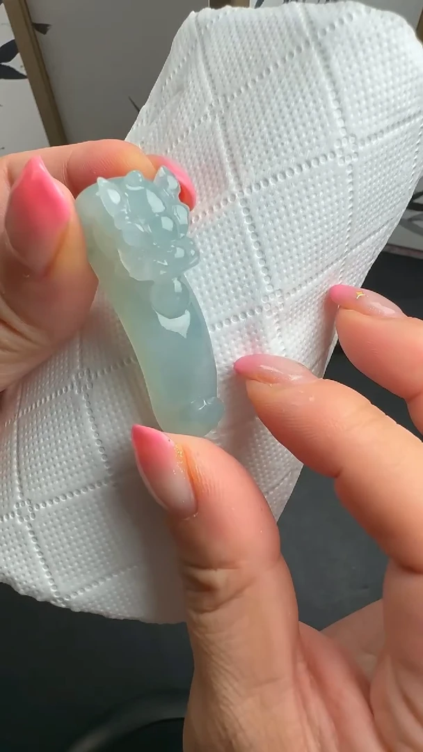 翡翠摆件未镶嵌DSD0815009