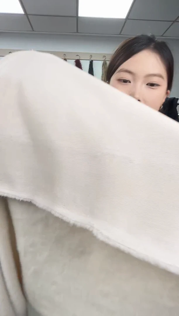 狐狸毛B22，尺寸1.8*1