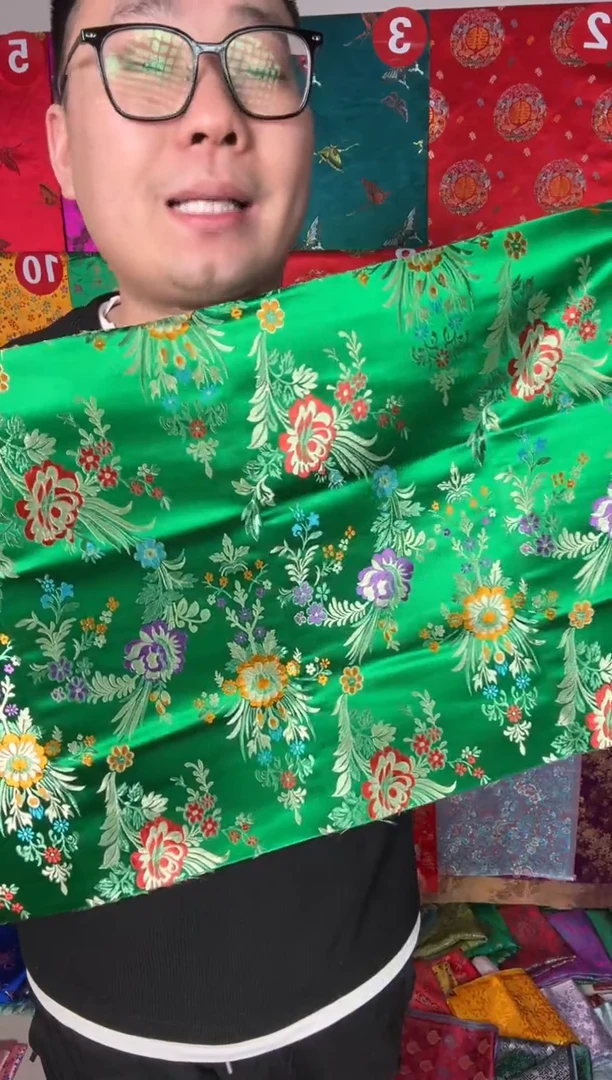 混纺小布头1单40公分长，满18元包邮，新疆西藏不发货