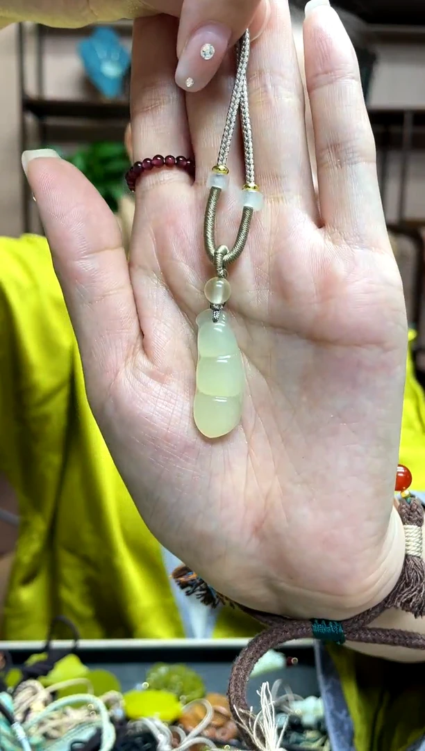 【闪购商品】岫玉吊坠未镶嵌·