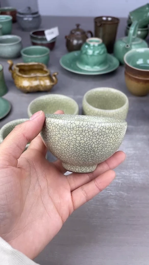 青瓷仓储清仓福利