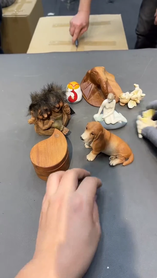 陶瓷R****k工艺品小四孤品收藏