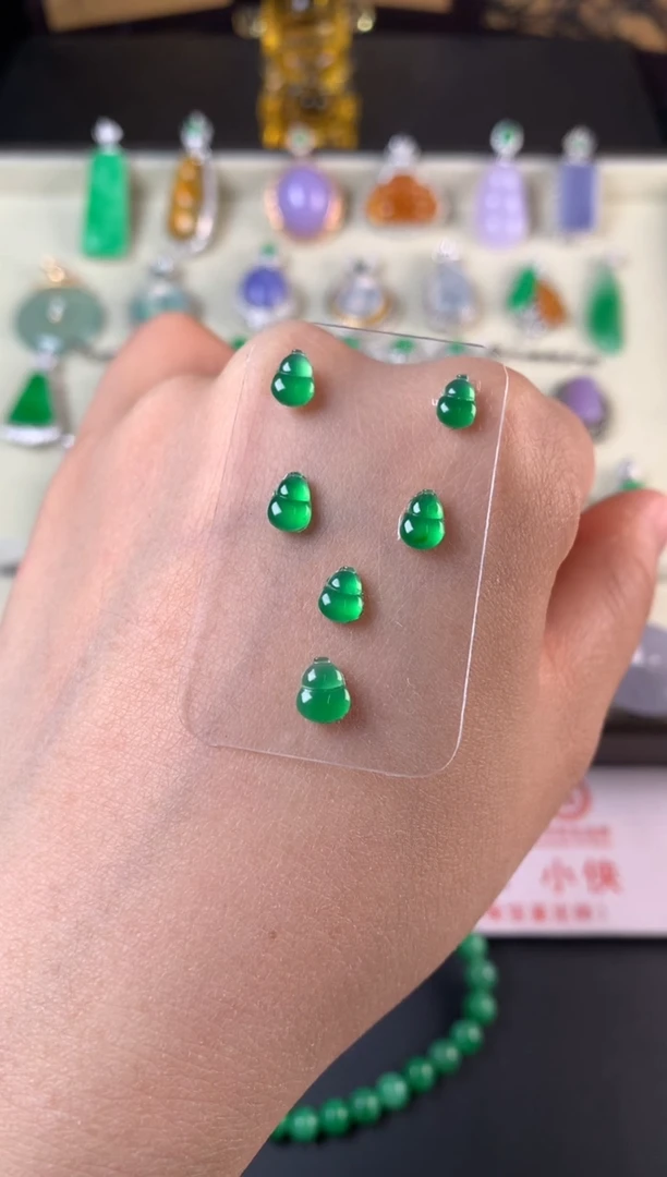 未镶嵌定制翡翠裸石（镶嵌定制）