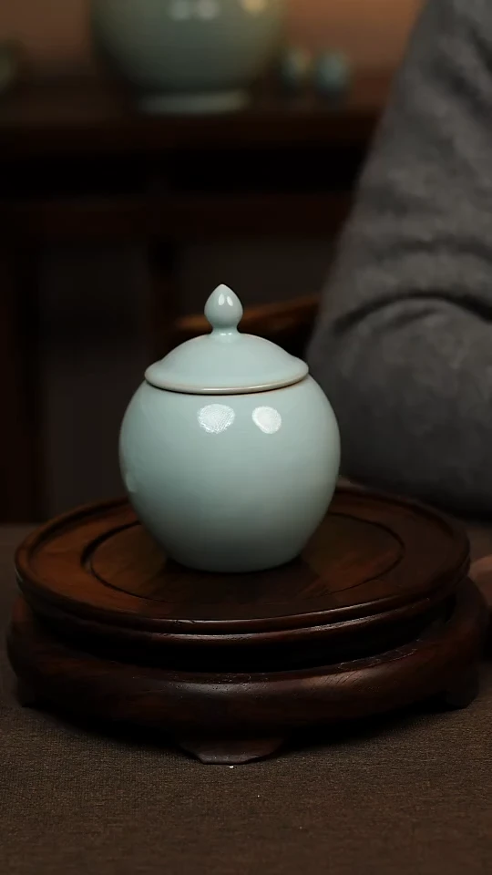 瓷片天青色全手工茶叶罐一级不带礼盒