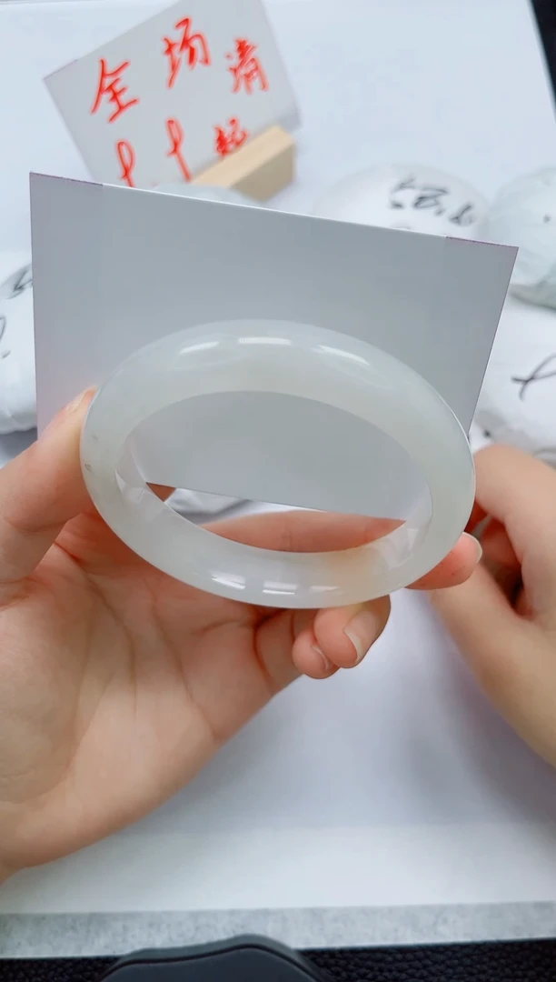 未镶嵌手镯石英质玉60-60/61