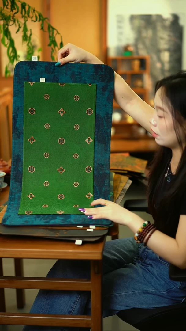 绮紫御龙大片加绿宝相小片