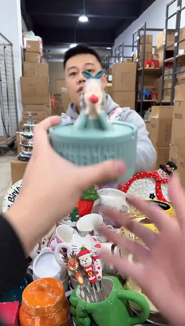 瓷片蓝色泡泡女孩烟灰缸