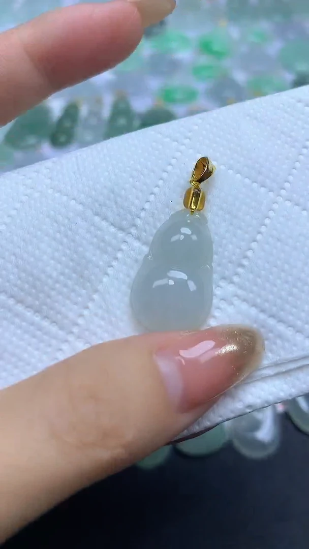 颈饰未镶嵌翡翠A货