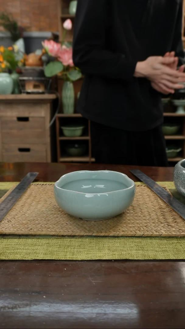 陶瓷五瓣花笔洗B-13（直径）保不漏水外观不完美