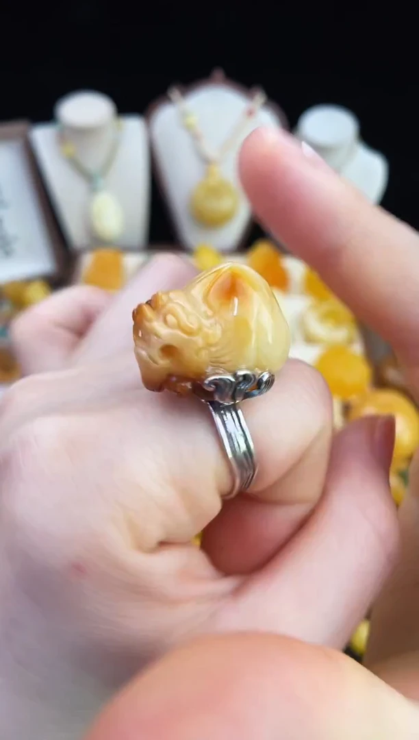 琥珀未镶嵌珠宝奇石柒月