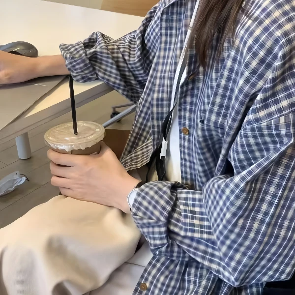 老钱风慵懒风格子长袖衬衫外套早秋大码宽松叠穿开衫防晒胖mm衬衣