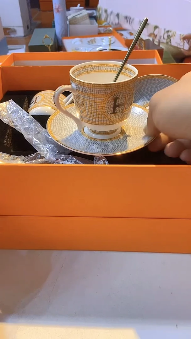 鸿辉家品牌瓷器，京东包邮！