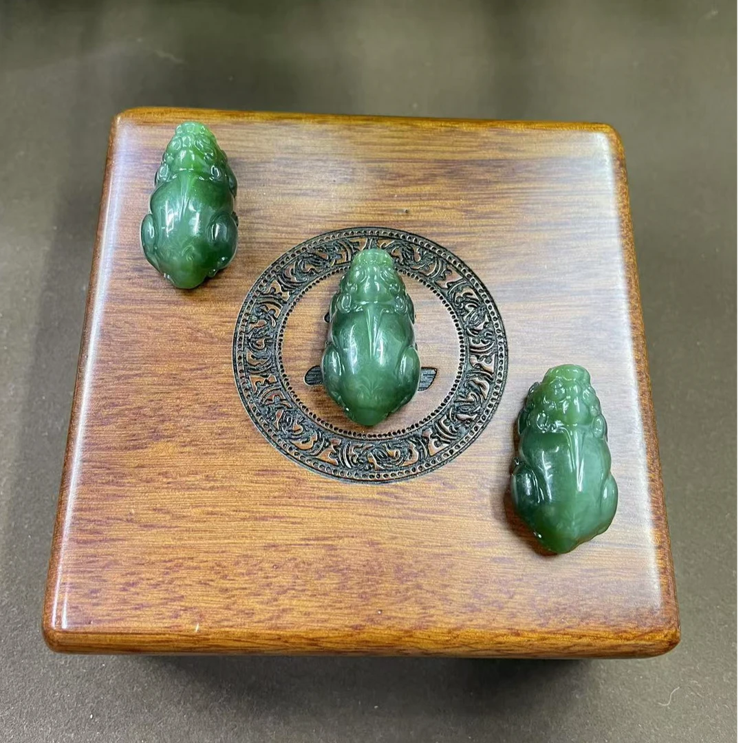 和田玉碧玉猫眼貔貅吊坠（颜色微区多样性发货拍一发一）