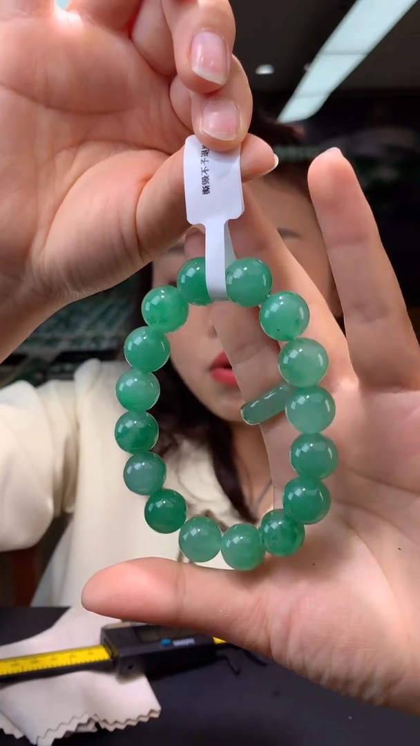 【闪购商品】石英质玉手镯未镶嵌PY