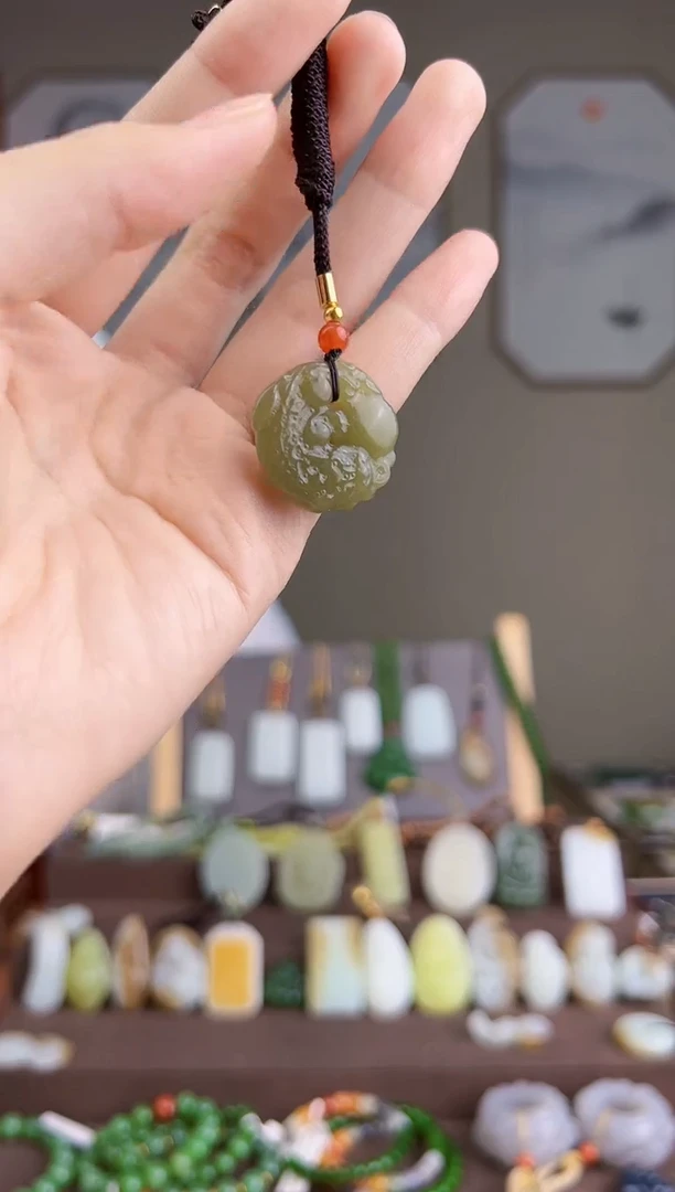 和田玉未镶嵌颈饰多样性发货 拍一单发一个