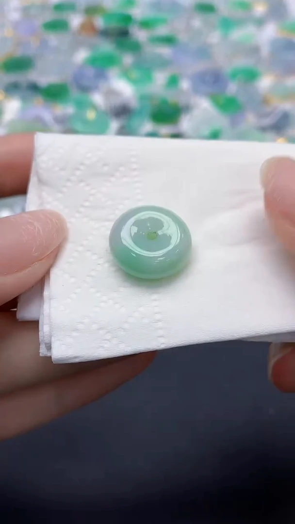 翡翠未镶嵌颈饰天然缅甸a货翡翠