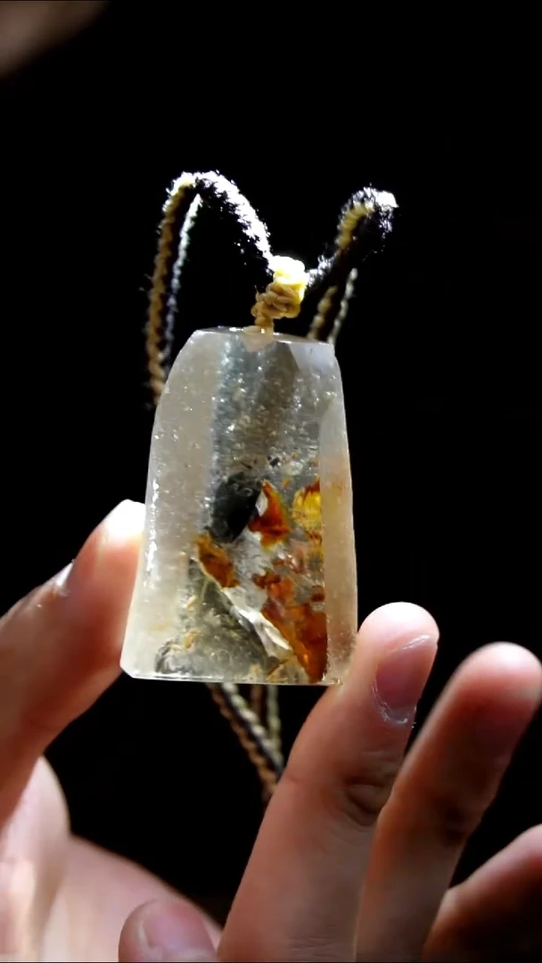 吊坠(赠链)未镶嵌水晶水晶