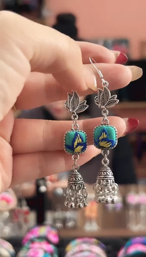 织绣艺枝独绣手工饰品197