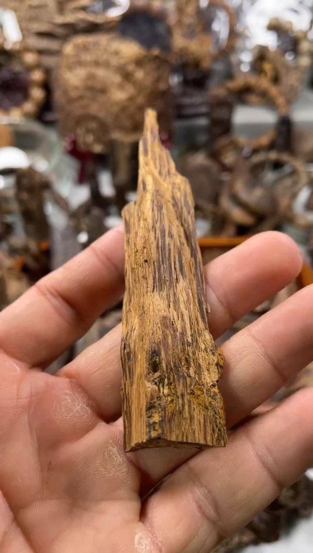 沉香沉香碎屑 达拉干  沉香4.8