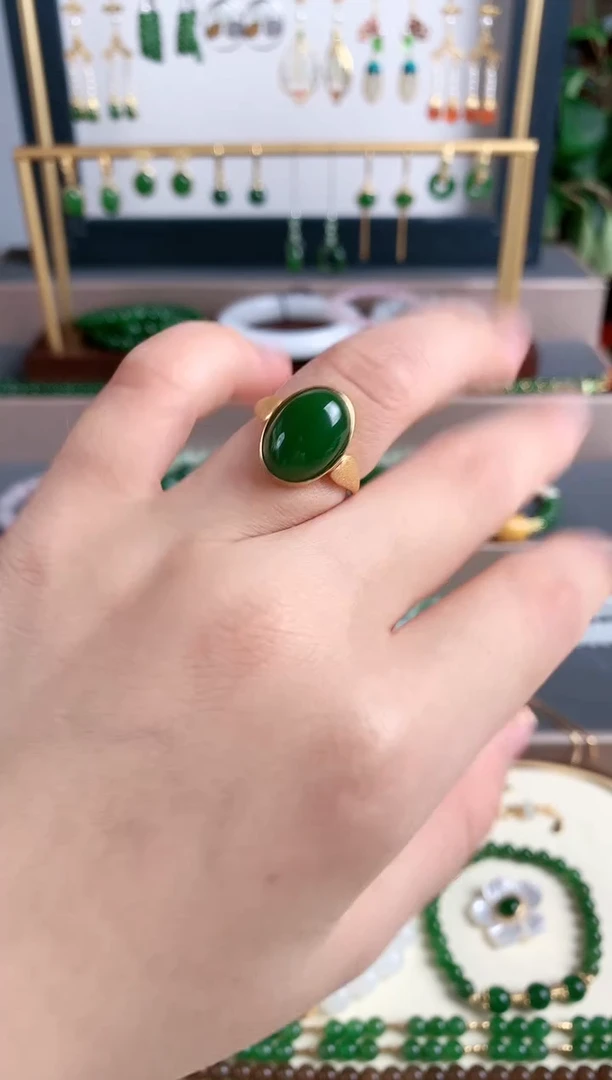 银S925镶嵌戒指和田玉1