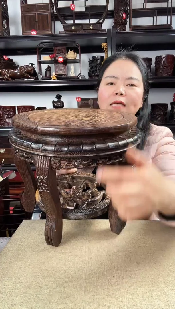 木鸡翅木凳子老李红木工艺品