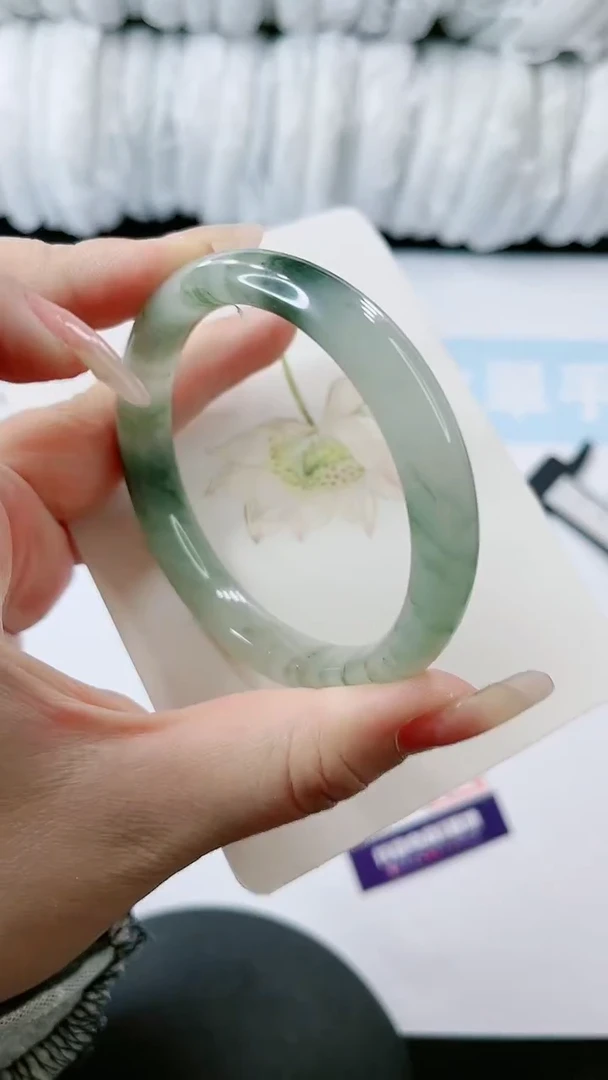 【闪购商品】石英质玉手镯未镶嵌多样性发货V655