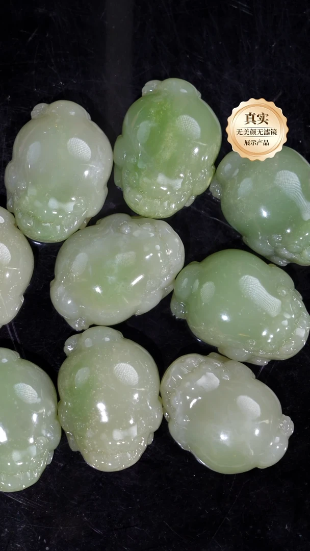 未镶嵌和田玉手机链和田玉翠青吊坠-赠链（鱼籽棉多样性发其一）