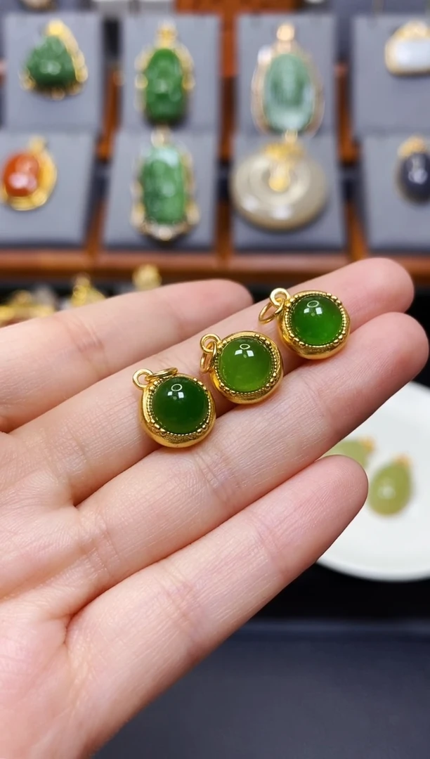 和田玉银S925镶嵌碧玉小滴溜手牌*多样性发货一件