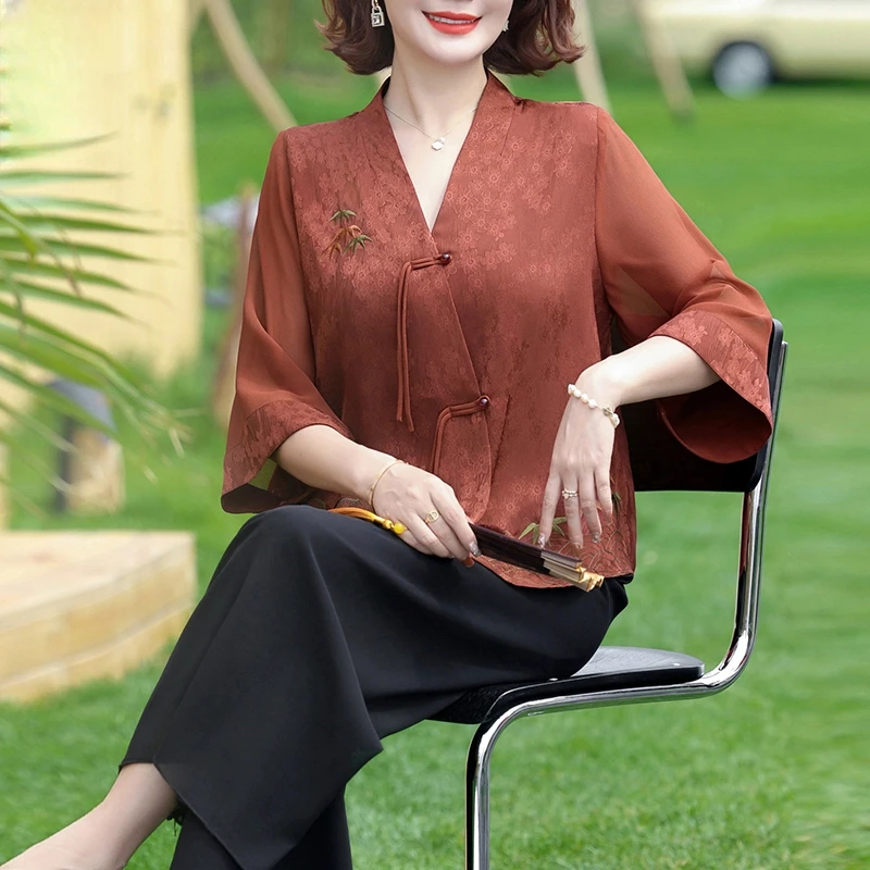 新中式缎面绣花衬衫洋气夏季妈妈唐装大码上衣国风小衫套装女