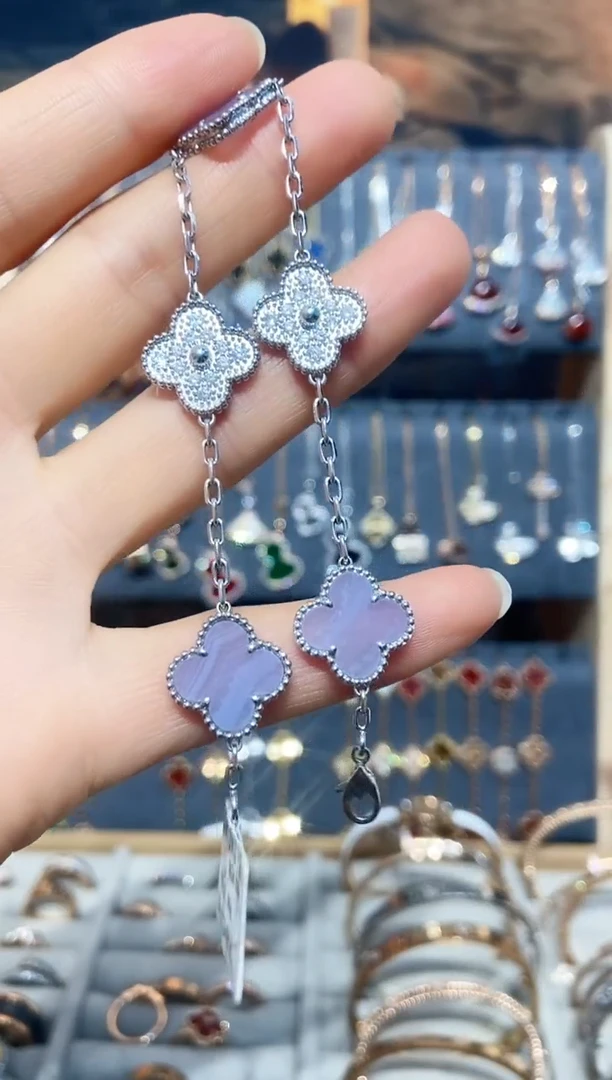 手链18K金镶嵌钻石钻石K白紫间钻