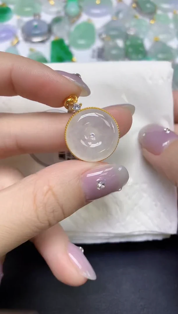 颈饰未镶嵌翡翠天然缅甸翡翠A货多样性发一件