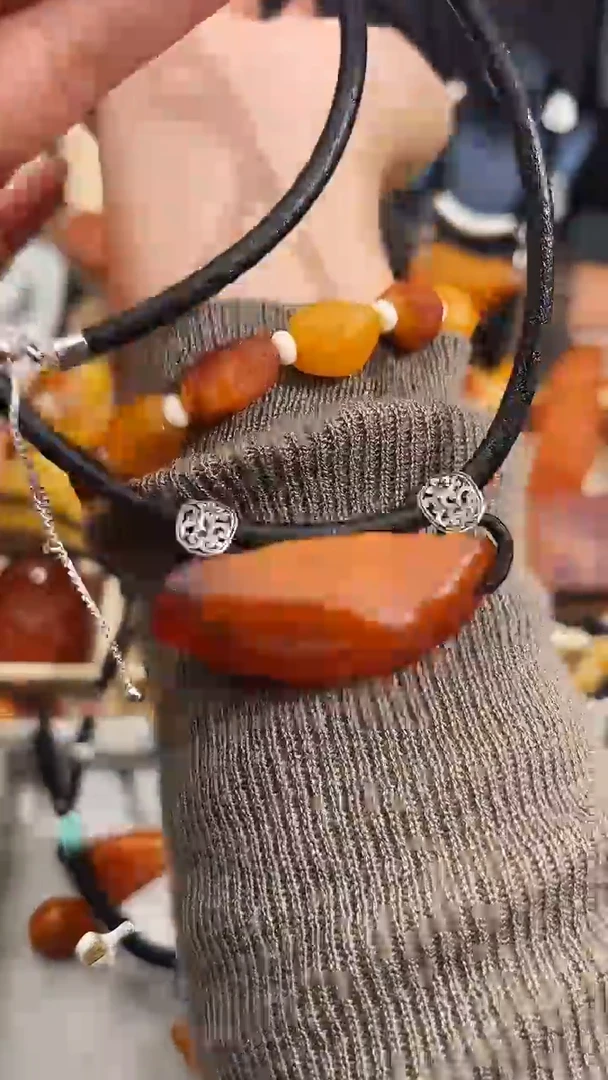 【闪购商品】蜜蜡裸石未镶嵌似玉